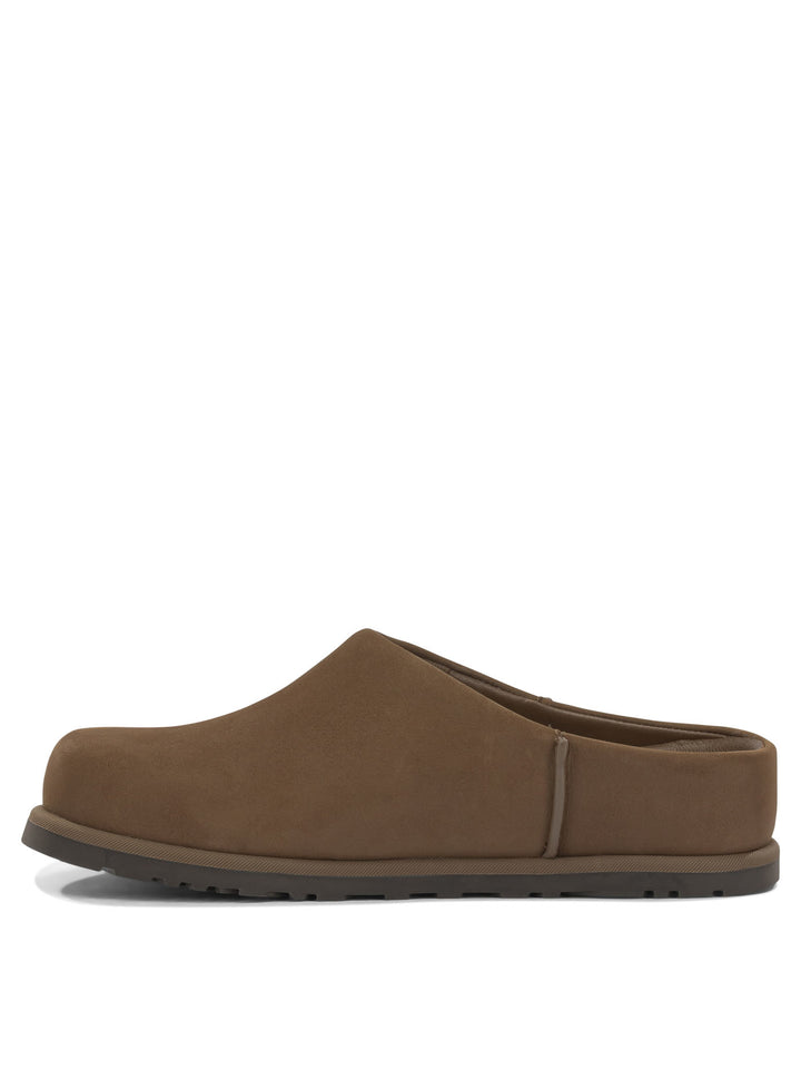 Ugg Otzo Sandals - Brown | 68482a7f927b829aa509ef9f235ea82fc6f0808d