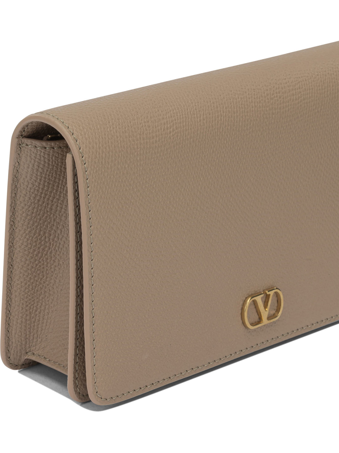 Valentino Garavani Signature Vlogo Clutch Clutches - Pink | 470c7f180ed3ef74087034dcfc9bef40f3d8cf26