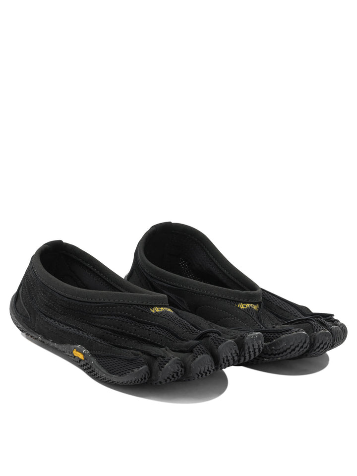 Vibram Fivefingers Jaya Evo Sneakers & Slip-On - Black | 880a27c1dfbd0bd79131e6b7295ac5453fc5d91c