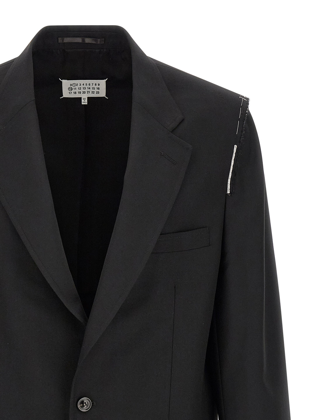 Maison Margiela Single-Breasted Blazer - Black | f2e78c6b300af9b074434fcc24a7eb24e294566c