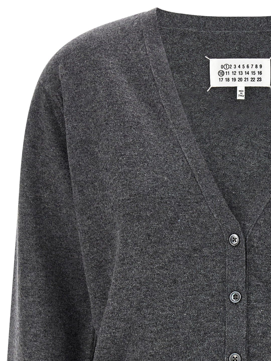 Maison Margiela Four Stitches Sweaters and Cardigans - Gray | 8be2a75e7e161b2b933e3ddb6001bc71b12d8929