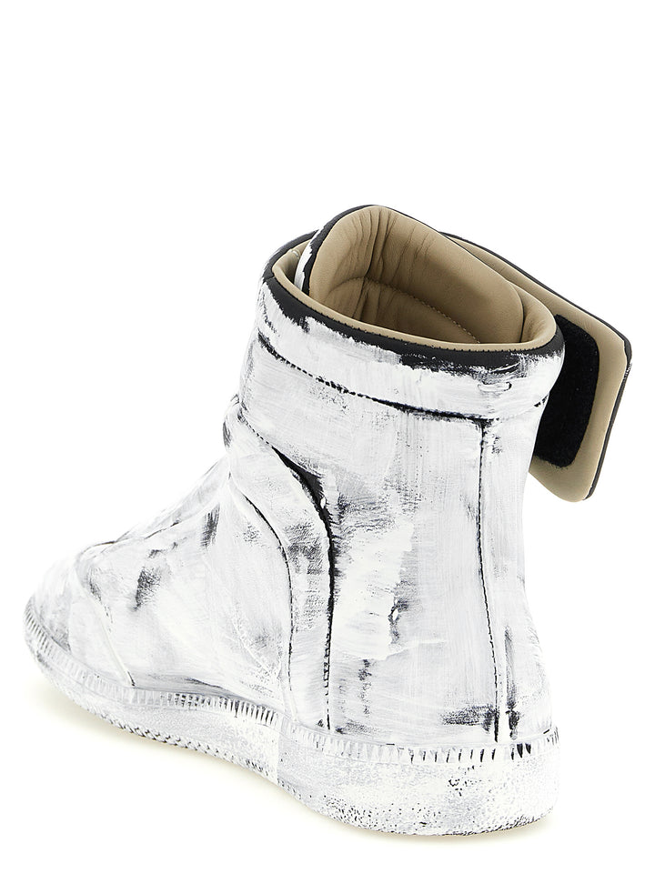 Maison Margiela Future Sneakers - White/Black | 8ab0b3f8b87659aad2e64116f5499dc053b96dce
