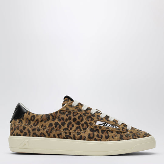 Windscape Low Sneakers In Leopard Suede