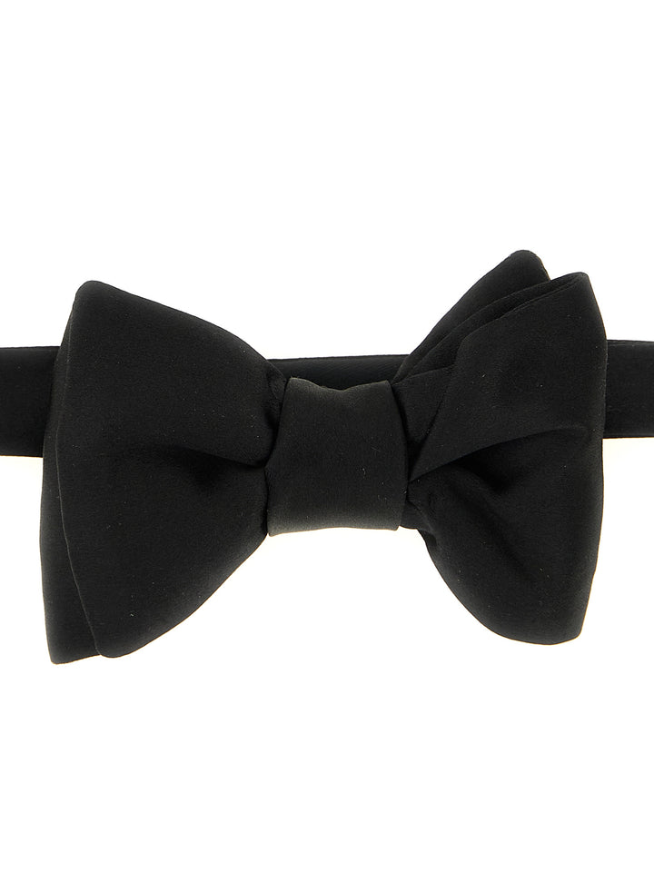 Tom Ford Silk Bow Tie Ties and Papillon - Black | eb0ec8e9e87fa71f90d2bfe6034accf492acaedb