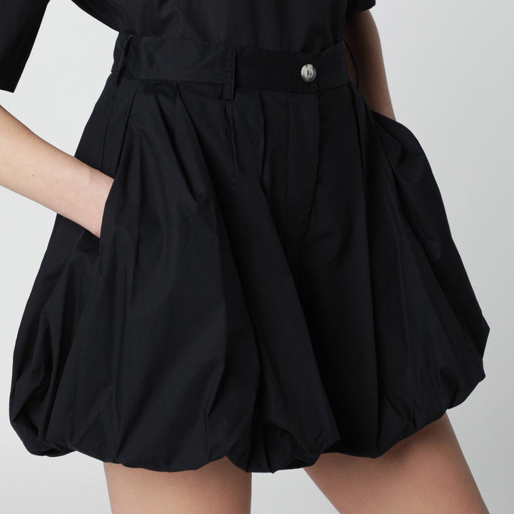 Thelatest Shorts - Black | 5e89a93397184072d394c18216fe3856e5a060f7