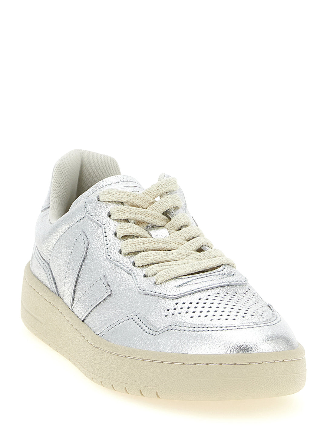 Veja V-90 Sneakers - Silver | f987ff4f393c9eefa6f135649042d4feb35db909
