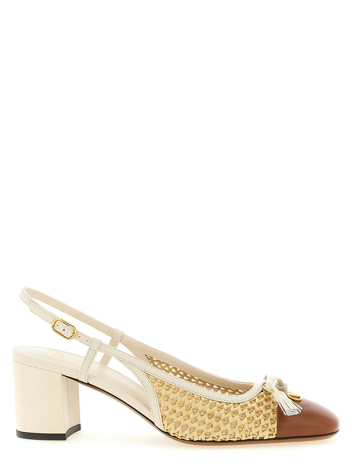 Valentino Garavani Valet Du Roi Pumps - Beige | 5a67aac21007dd9fc9e7031324d2ff760d83dd6a