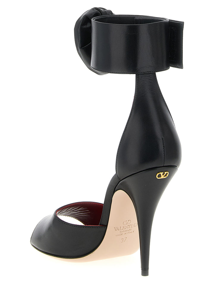 Valentino Garavani Drip Rose Sandals - Black | d3e41eea124dce584cd79a32a0e16ce02e66b4b9