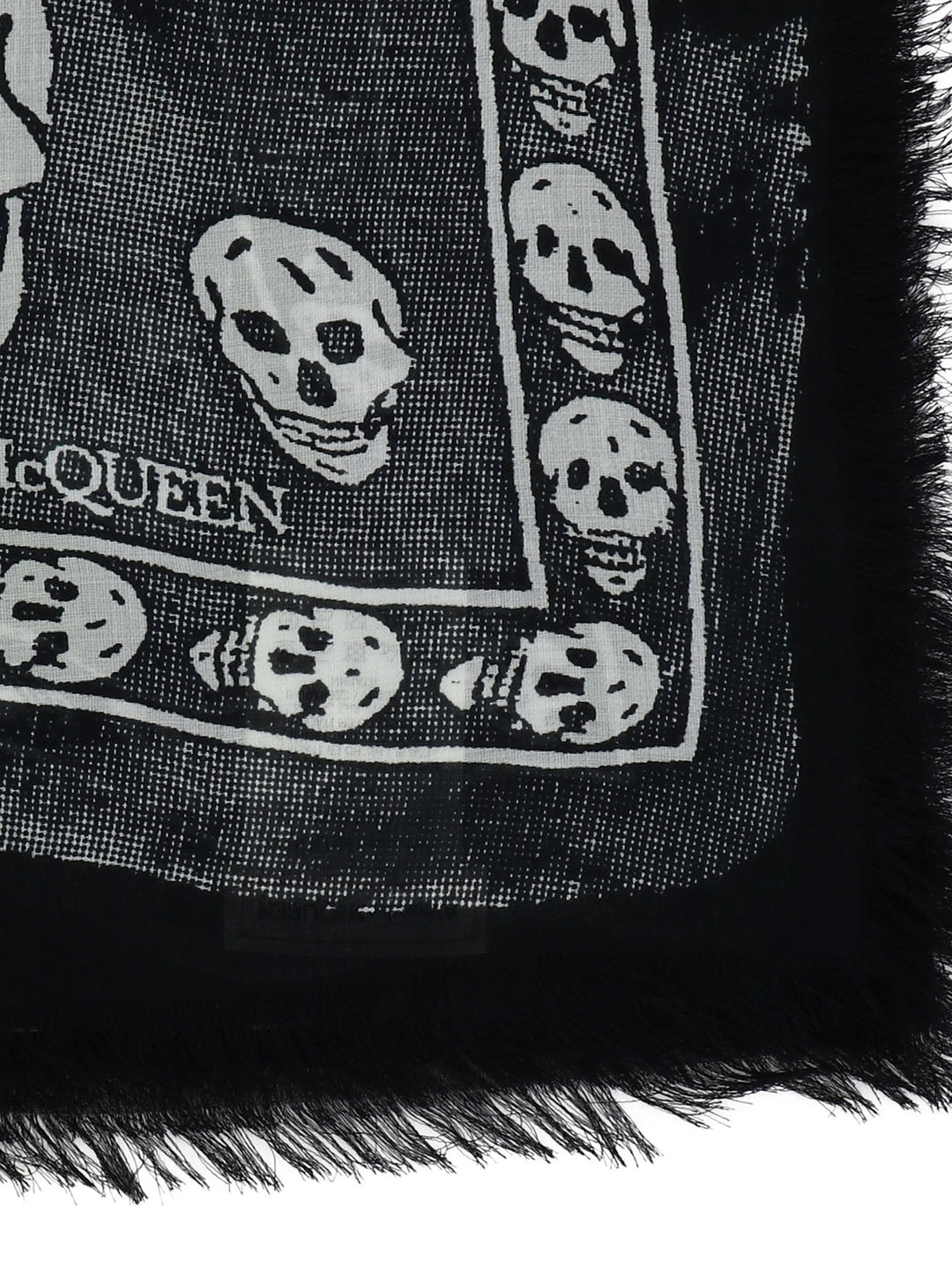 Alexander Mcqueen Scarves & Silk Scarves Sciarpe & Foulard - Black | d9d6a1da2825fa6cf22967e195220aa70a9ffd7a