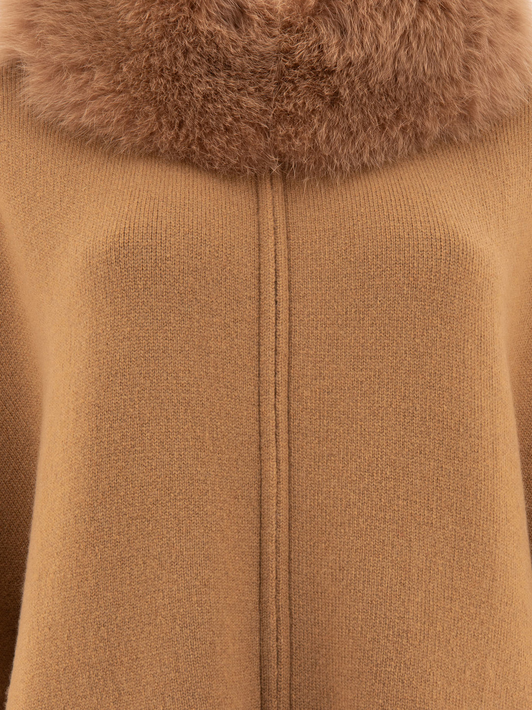 Giovi Wool And Cashmere Poncho Jackets and Coats - Beige | fd79e3c9c212f318968e2de101404e89a7427451