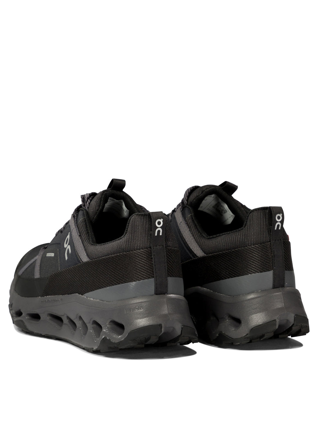 On Running Cloudhorizon Waterproof Sneakers & Slip-On - Black | 99d44e2bb4d880e5ee83df1a3738db196e1ad696