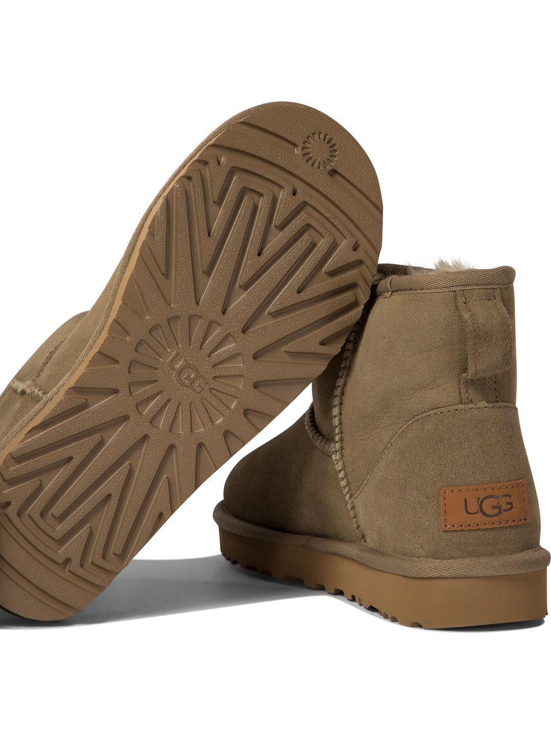 Ugg Classic Mini Ii Boots and Ankle Boots - Brown | 62e9e79a59bb9ce4982a1f2e15c145d899f934c1
