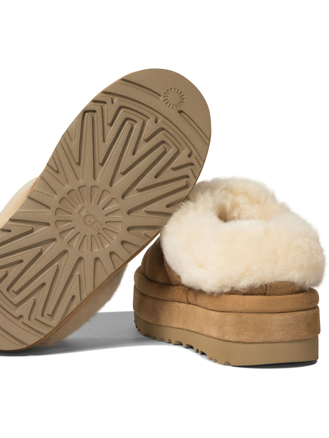 Ugg  Loafers & Slippers - Beige | 9c1e45abd10eef813b2b9f6951f955b990adcd28