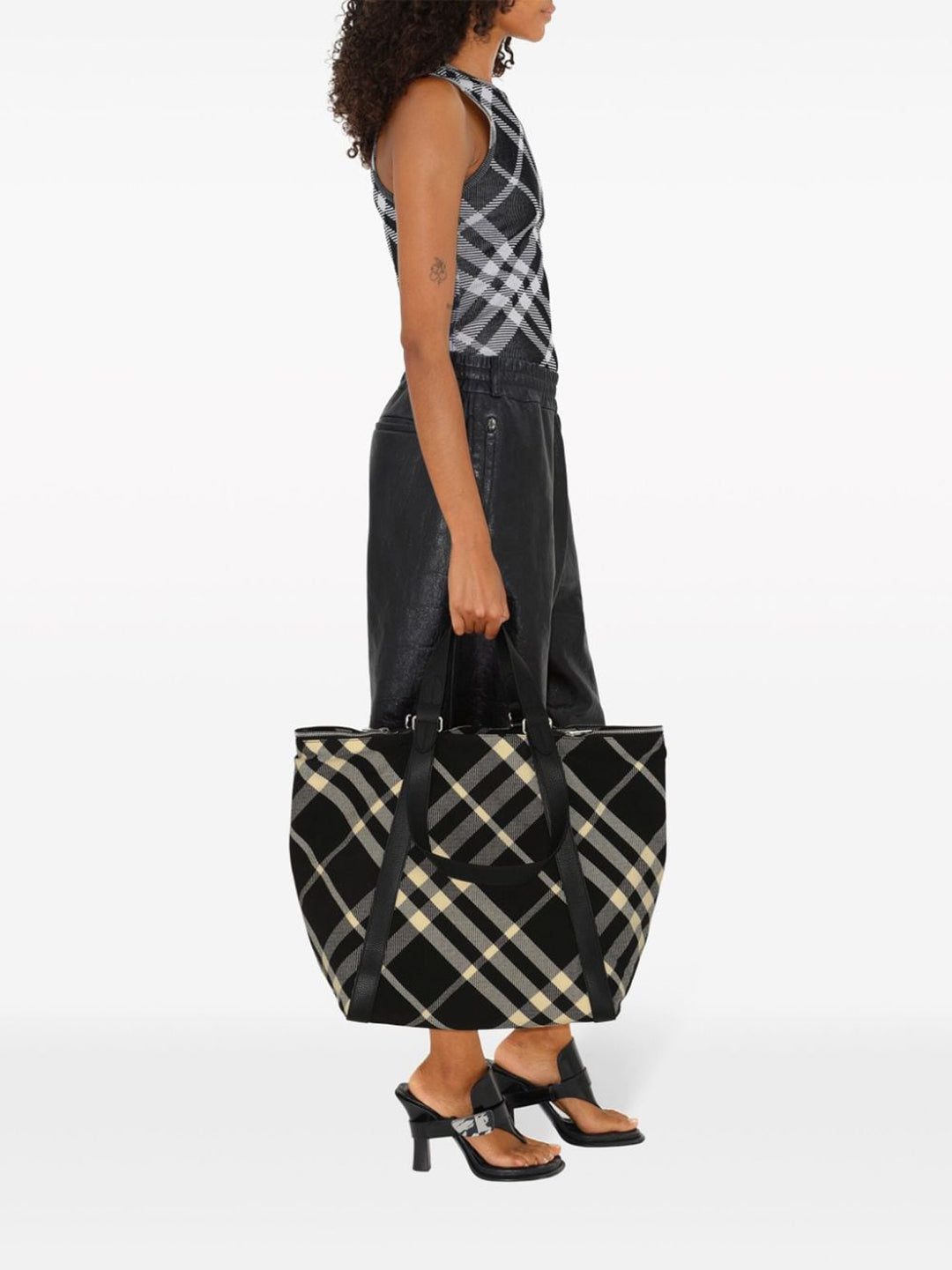 Burberry  Shoulder Bags - Black | bfded7ab1d352e59ba0b790be8e494fab1f2905a