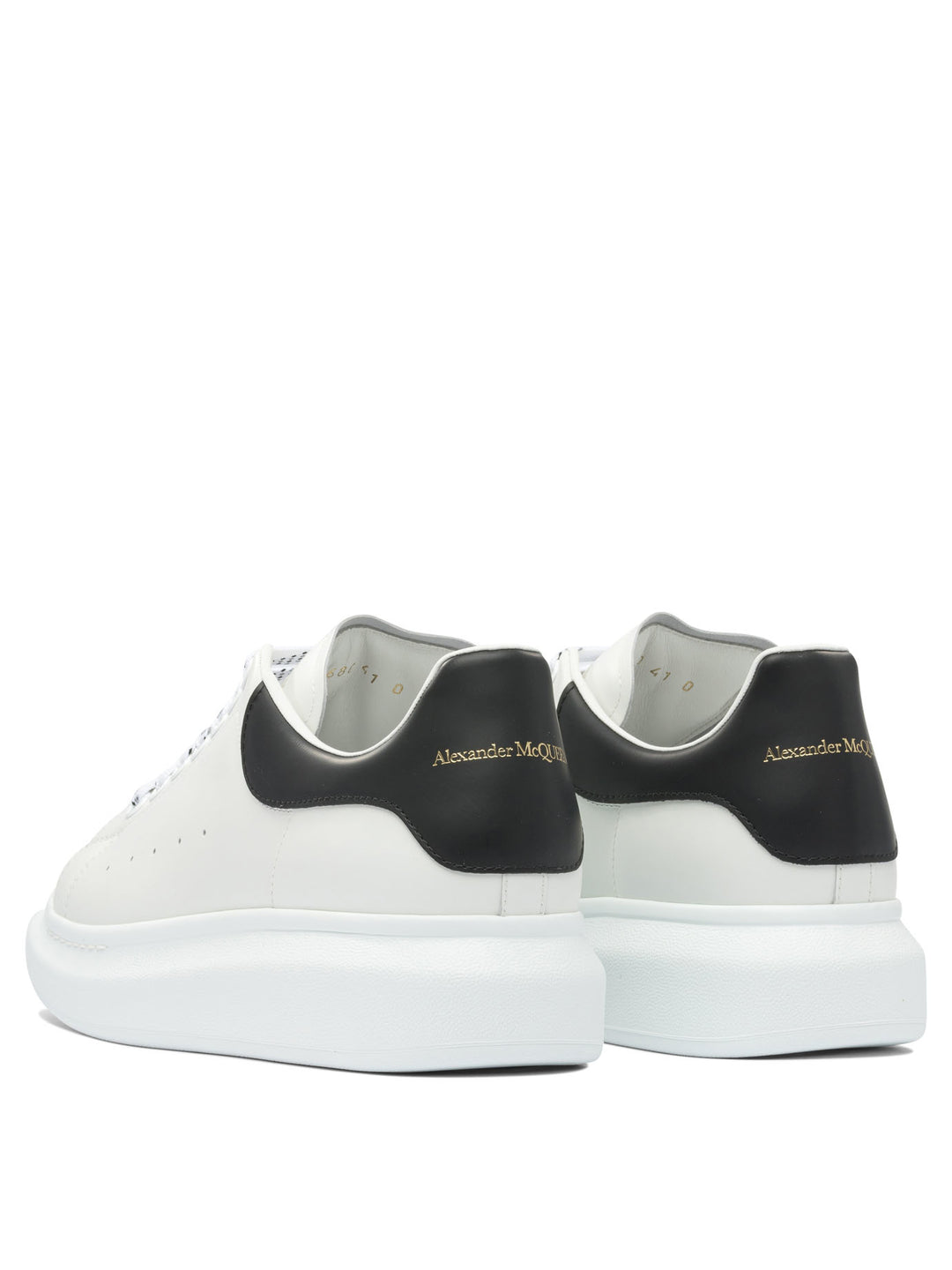 Alexander Mcqueen Leather Upper And Rubber Sole Sneaker Sneakers & Slip-On - White | 9233e308a0191e0009a3c5fbf7cc959f39d51a4e