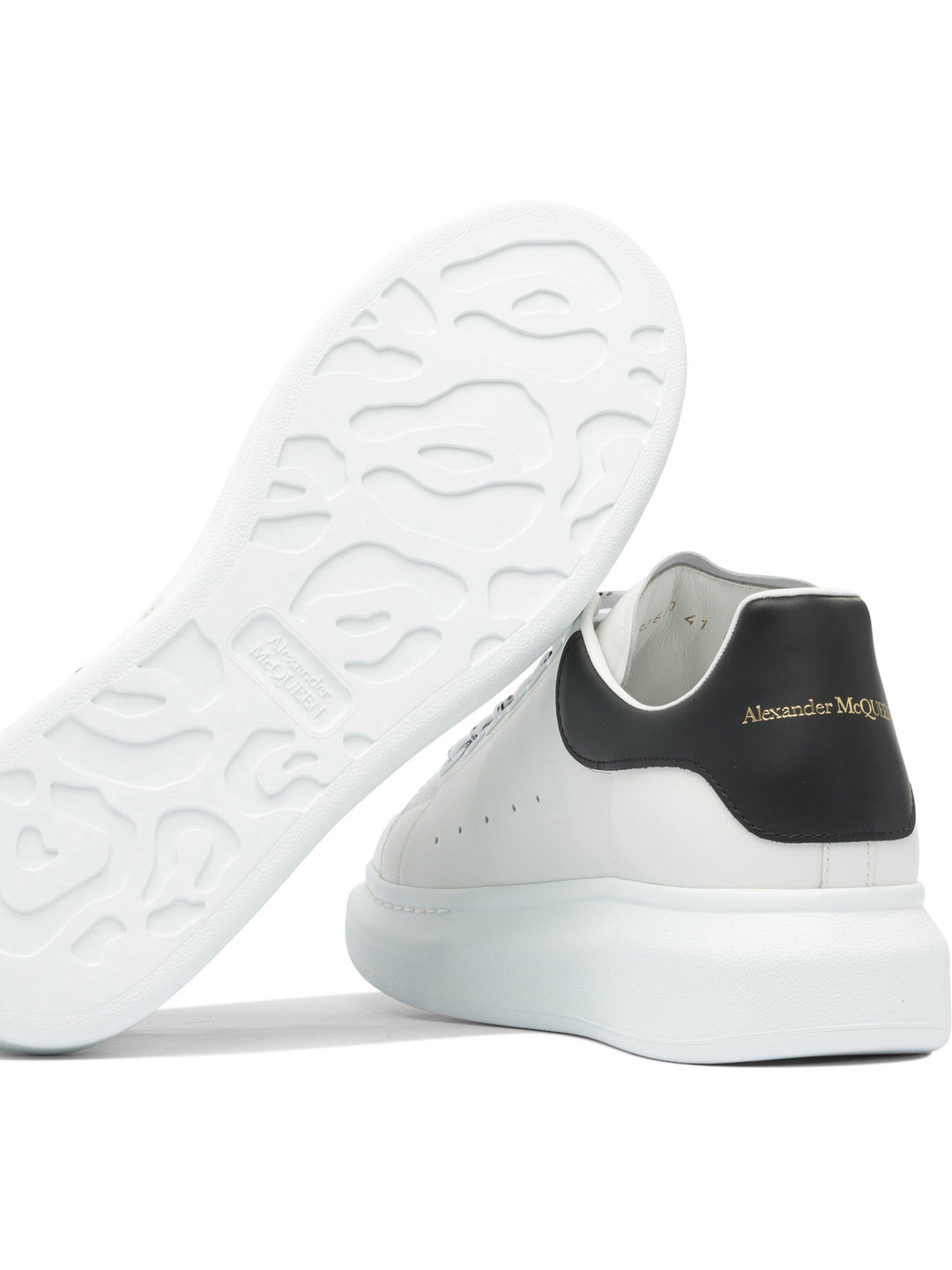 Alexander Mcqueen Leather Upper And Rubber Sole Sneaker Sneakers & Slip-On - White | e3c2281a560269a7f880859cdc0bc934585ff4ea