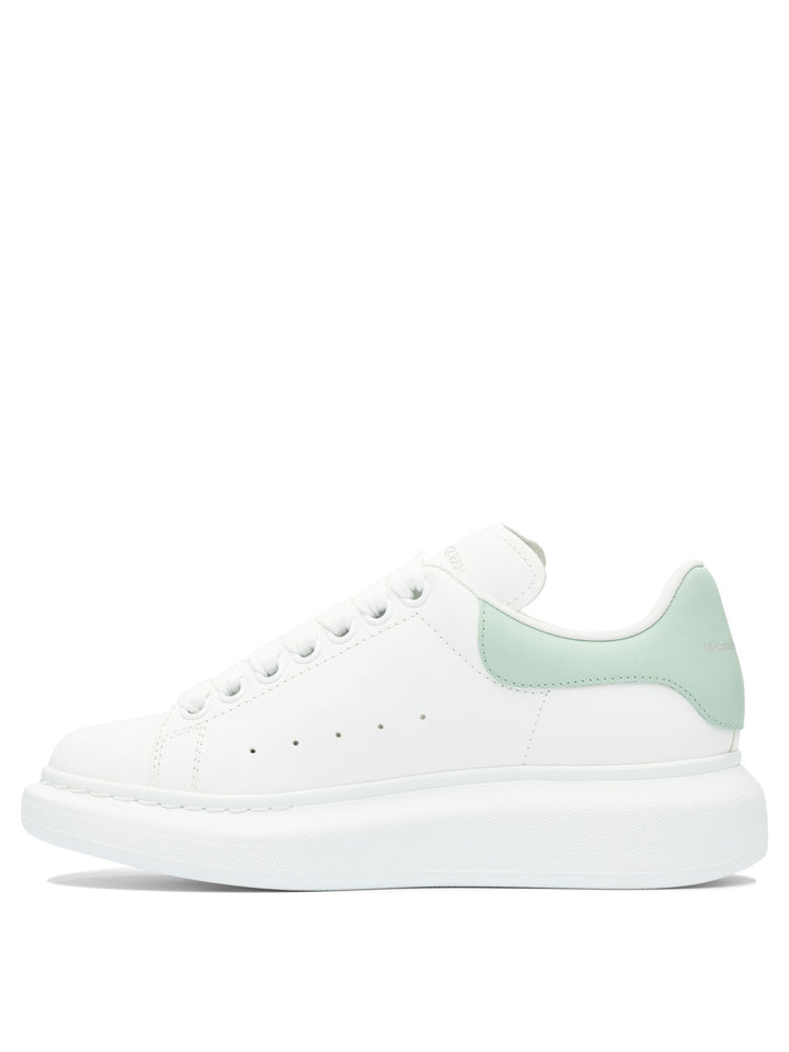 Alexander Mcqueen Leather Upper And Rubber Sole Sneaker Sneakers & Slip-On - White | 8abd5e0c1bfa1edee19430ab0edfc7cebf8ae5fc