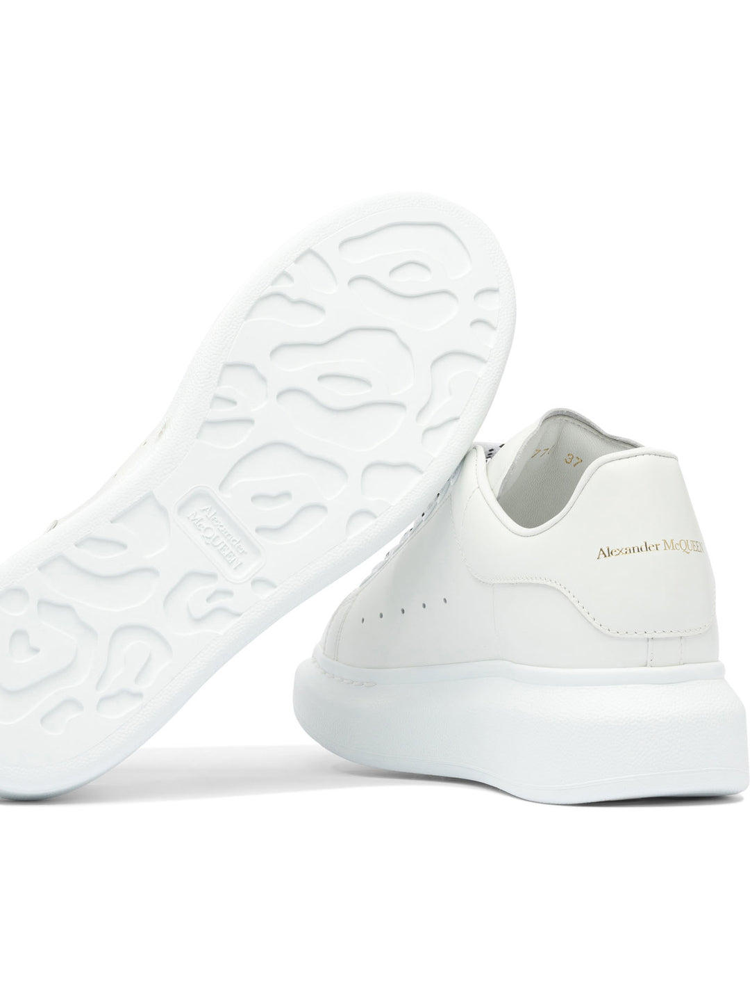 Alexander Mcqueen Leather Upper And Rubber Sole Sneaker Sneakers & Slip-On - White | 0894e304e4b0f5d8bc2b651acbf263e194829315