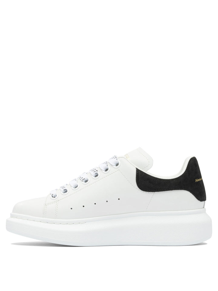 Alexander Mcqueen Leather Upper And Rubber Sole Sneaker Sneakers & Slip-On - White | be554feb1a52e6d5dd55da9ab56a0ada8d2ba9a5