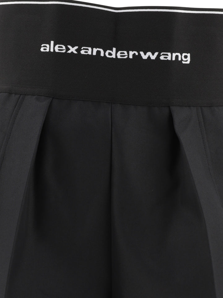 Alexander Wang Safari Short With Exposed Zipper And Logo Elastic Shorts - Black | 86a29a5f51e5d7686d7643f644b7a6b574e9dee7