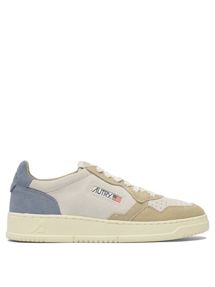 Autry Medalist Low Sneakers & Slip-On - Beige | 60e9cabcf48d43e149515759e4b7ee8e1973c303