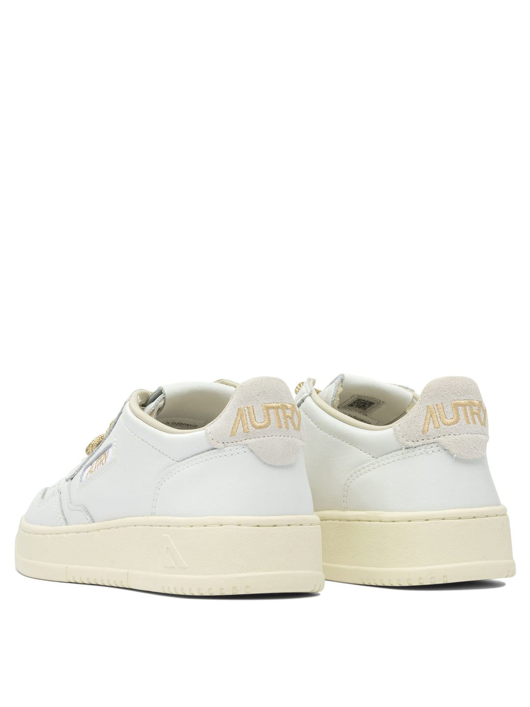 Autry Medalist Low Sneakers & Slip-On - White | dd4aeeff09b6dce5f6861ea9dc5d166826971219