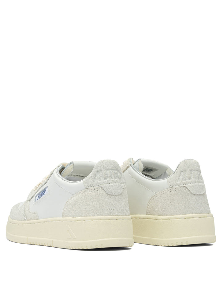 Autry Medalist Low Sneakers & Slip-On - White | afcc576d859e4f0fd405861bba3aae62e0371f67