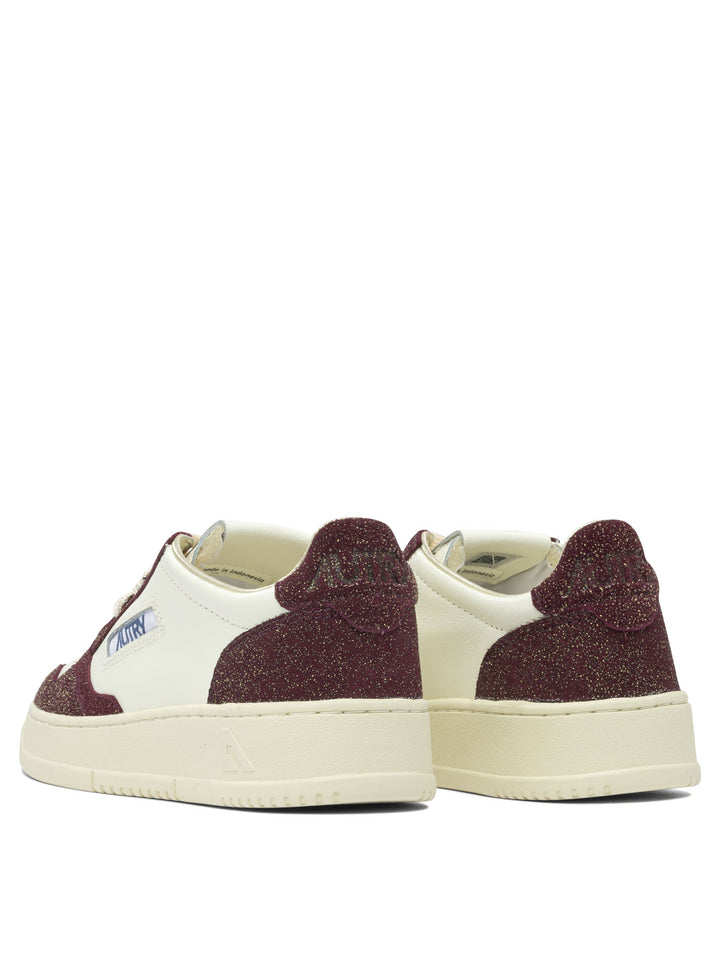 Autry Medalist Low Sneakers & Slip-On - White | b367be86c77115f0ecca88f448a8ff06750526a3