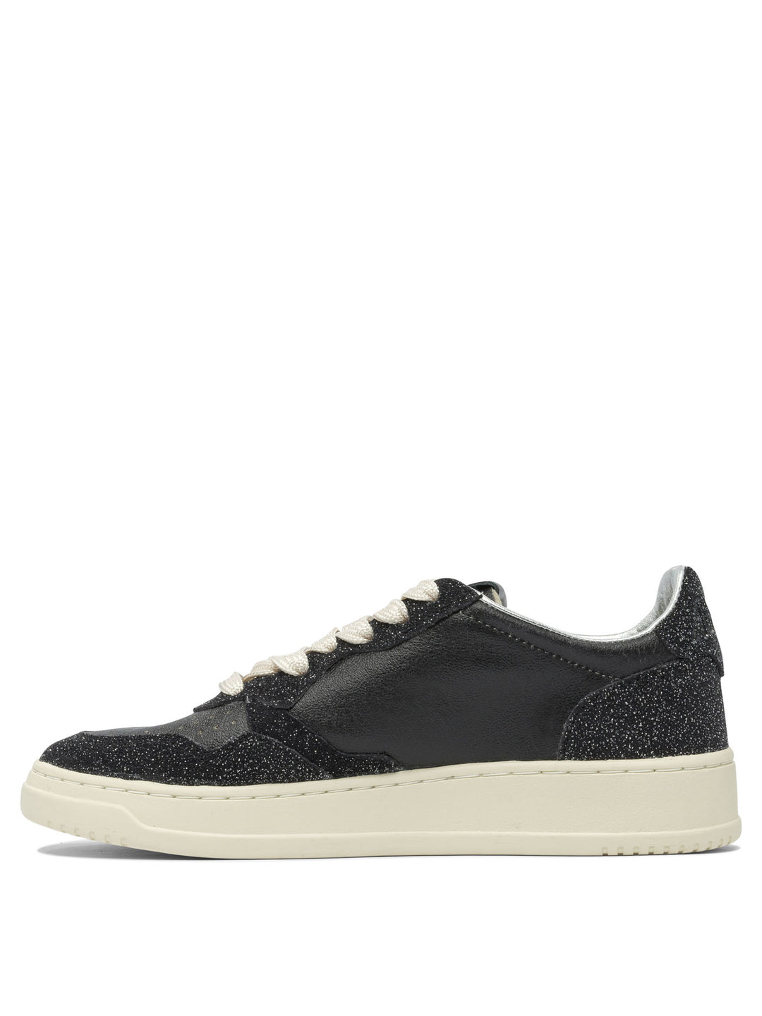 Autry Medalist Low Sneakers & Slip-On - Black | 21542fa80c6121655b3f9001a7a17c483ed4afe2