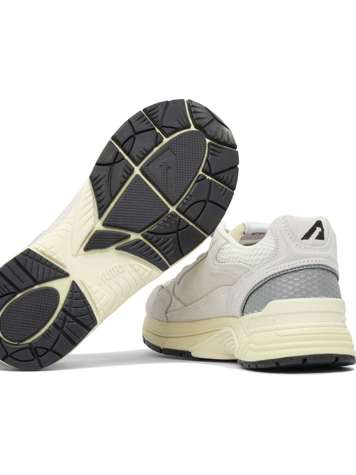 Autry Hyperway Low Wom Suede/Mesh Wht/Silv Sneakers & Slip-On - Grey | f3a7a3ecbc0c7b2c40825ae8b4c7c724615671fd