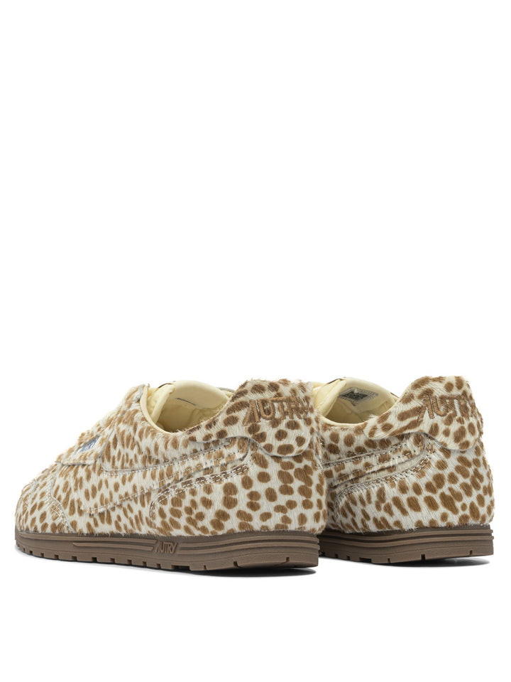 Autry Windspin Low Wom Pony/Nylon Anim/Ivory Sneakers & Slip-On - Beige | f811d74be2b052f4301493ae18a4ea1145a60d0a