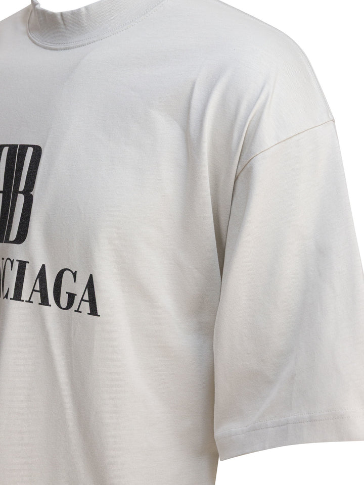 Balenciaga  T-shirts - White | b5b56151e154e960c44455fb1653cfa7ab7f3984