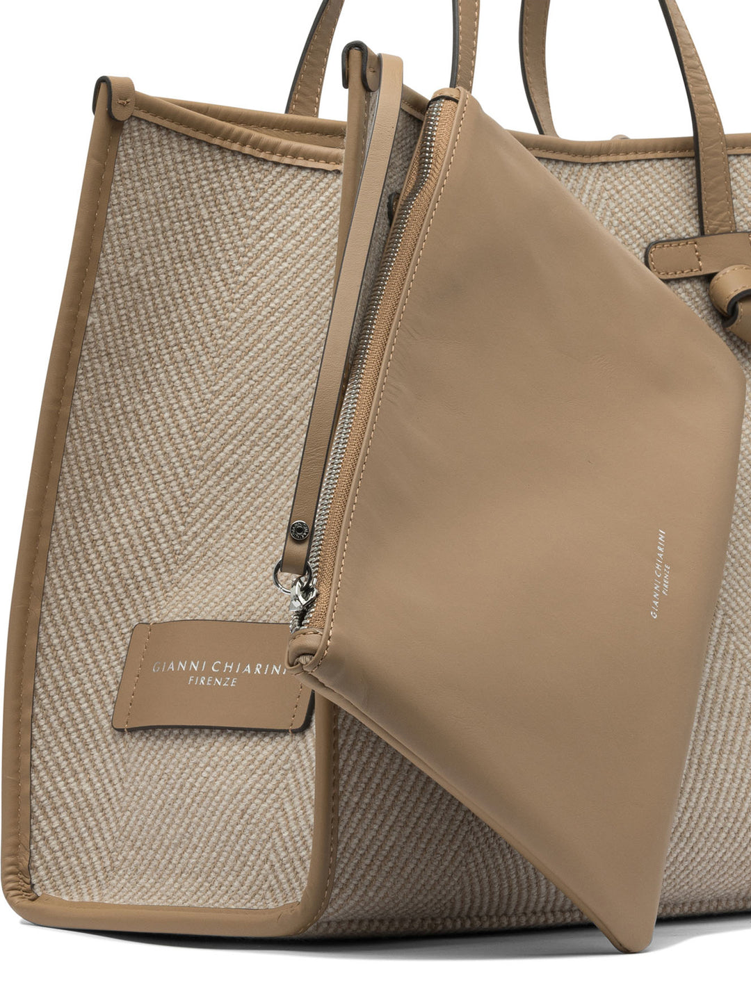 Gianni Chiarini  Shoulder Bags - Beige | 8ff17b73f60bf0135b8f887ec3e3a287166cb9b3