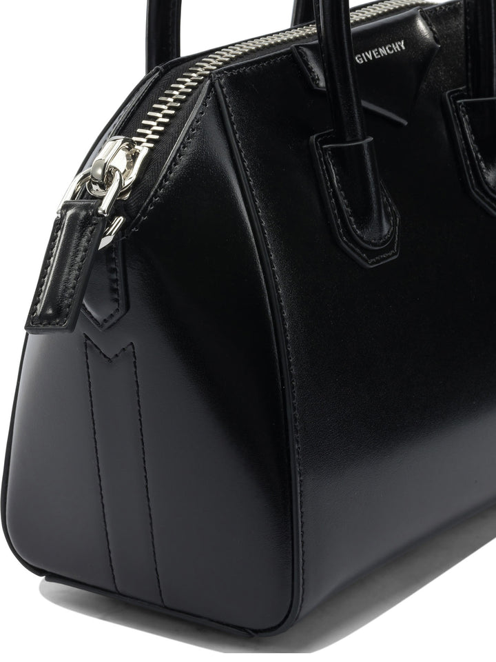 Givenchy Antigona Handbags - Black | a4924639ea876b0413472ec9d2c1ec45bc02ae61