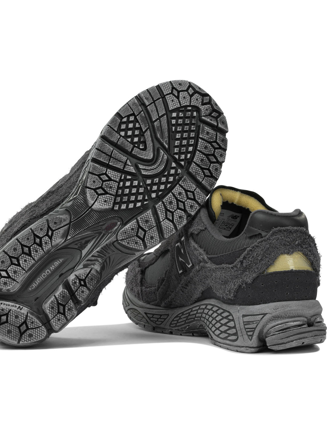 New Balance 2002r Protection Pack Sneakers & Slip-On - Grey | 4c670dbbbadd422ddff52bd6362809312398e7df