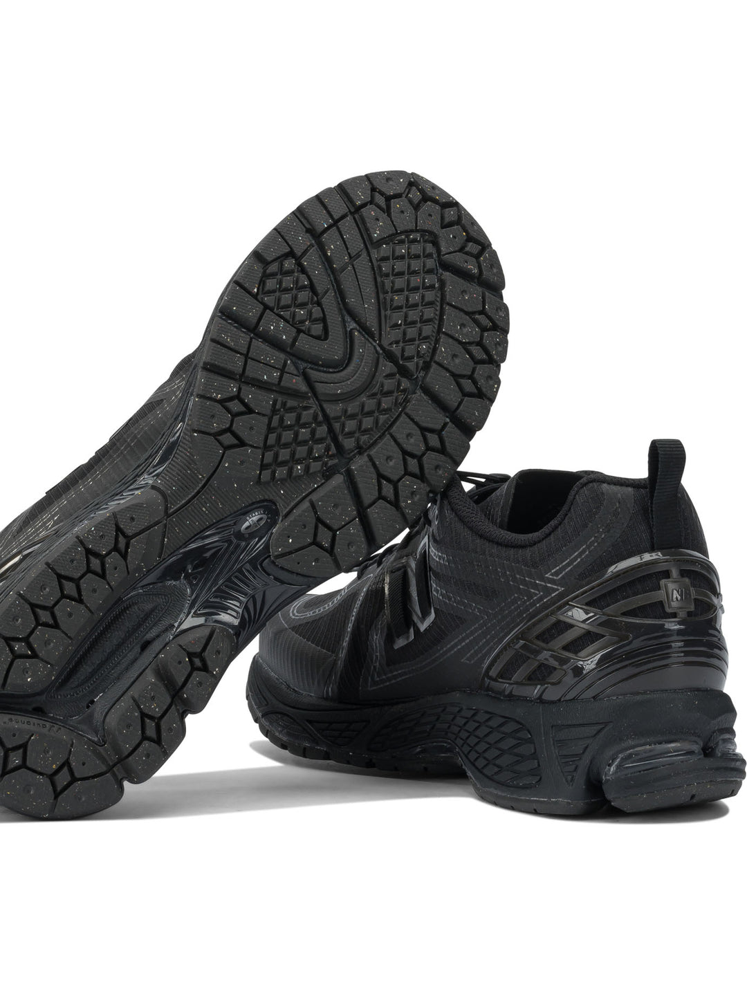 New Balance 1906r Sneakers & Slip-On - Black | 82554174a80641a4ec61e1c07bc04c3d7f3d25ab