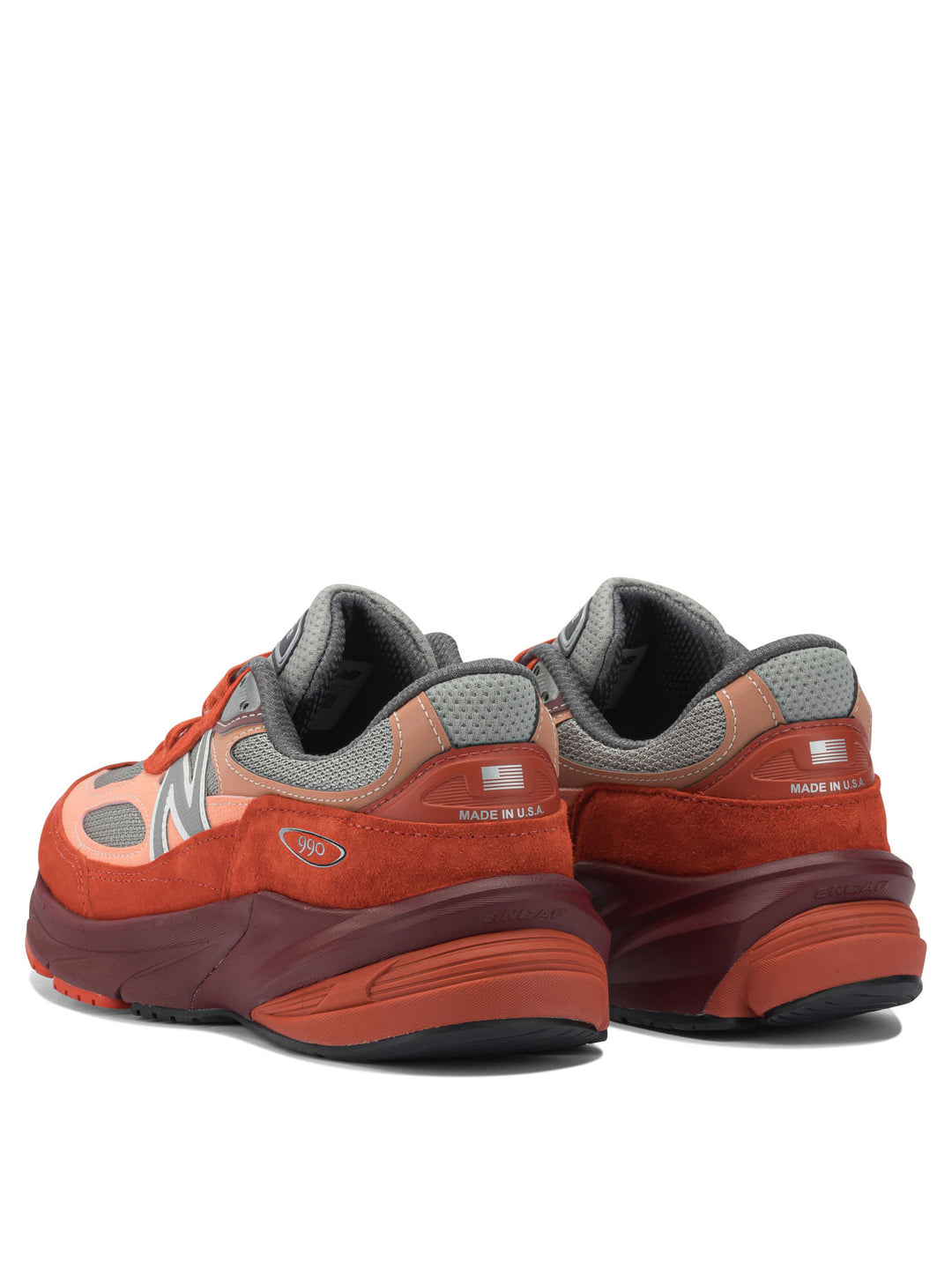 New Balance Made In Usa 990v6 Sneakers & Slip-On - Red | 24d9f643f329a75d7e5689d24986371bd5bc6655