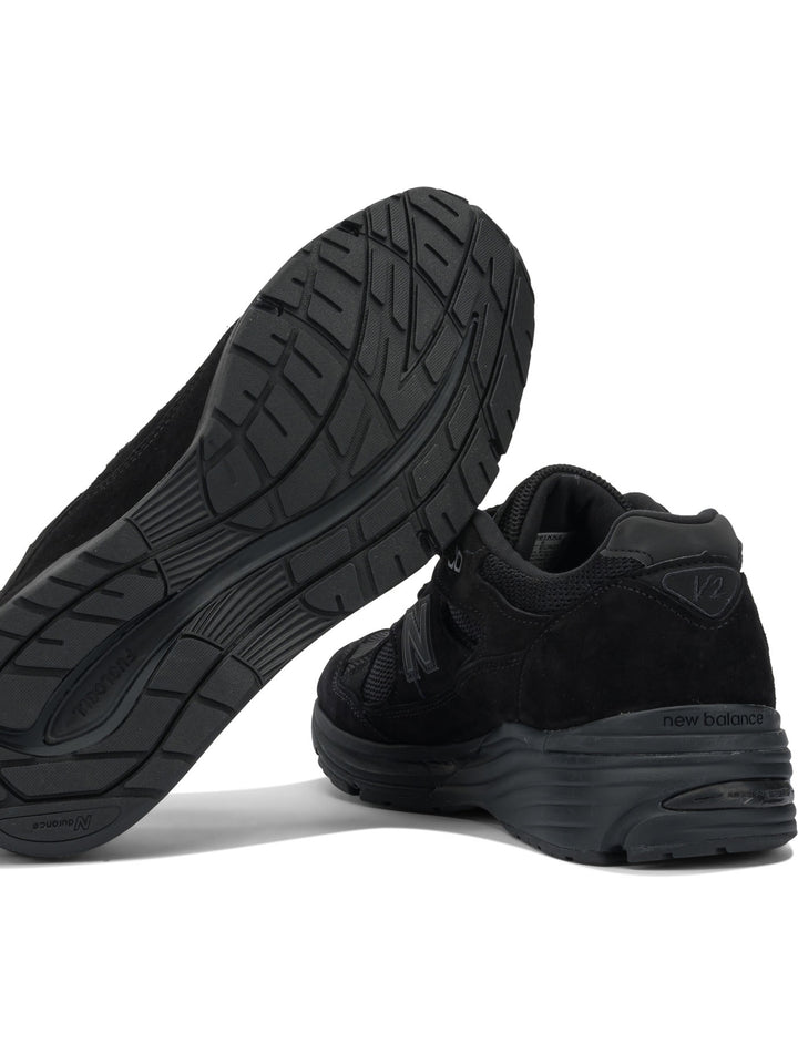 New Balance Made In Uk 991v2 Sneakers & Slip-On - Black | 416b871d8f1fd796200bfc48bdb8ba95c175119d