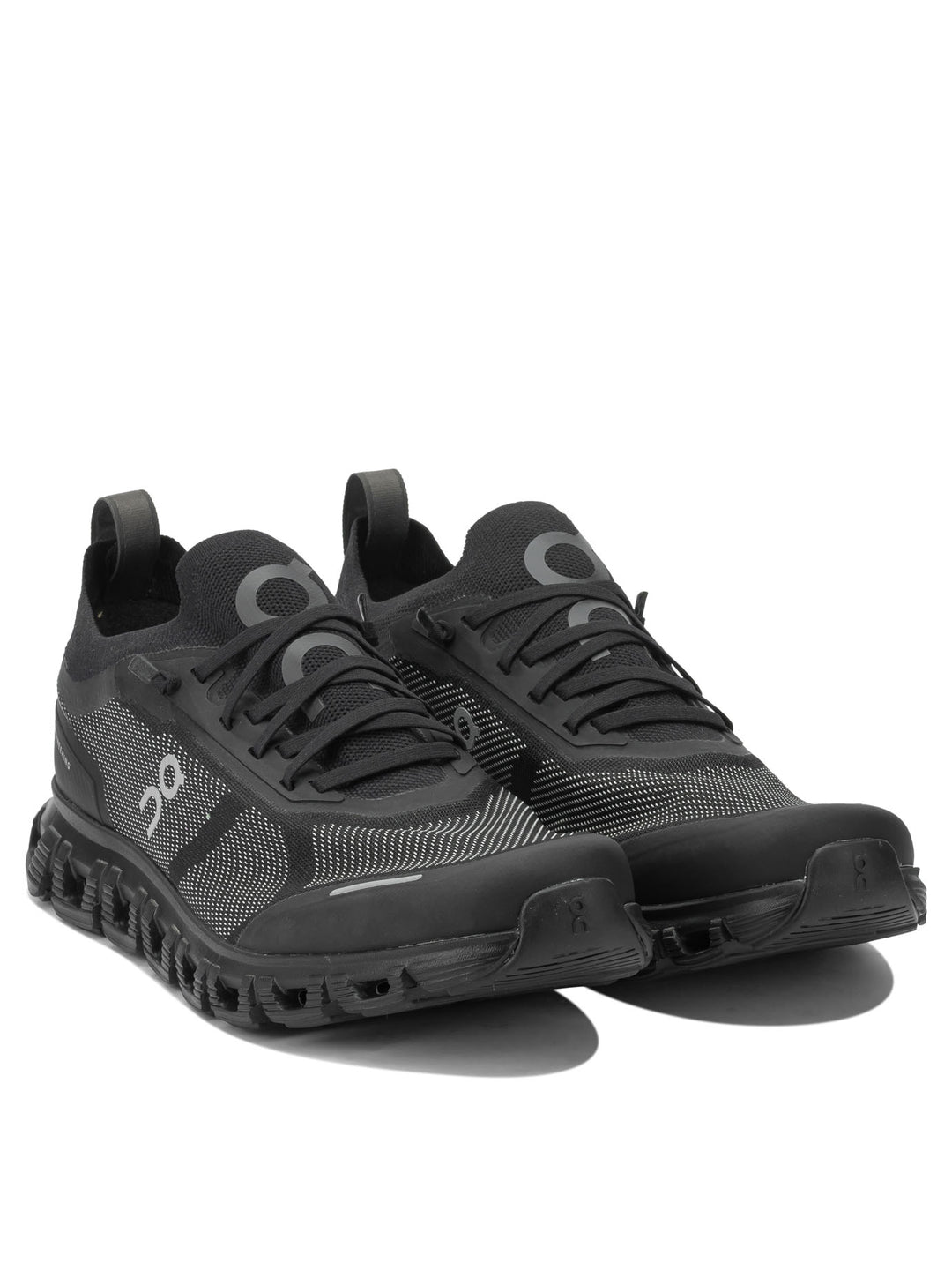 On Running Cloud 6 Versa Sneakers & Slip-On - Black | 37fcee5bd8a3dce8193953f5b3629315a66bdce0