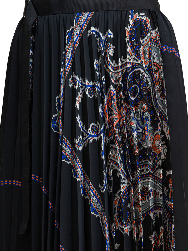 Sacai Pleated Skirt With Paisley Print Skirts - Black | 8f0c9bd5e61a11128652ff6f8f1c649d109f7a71