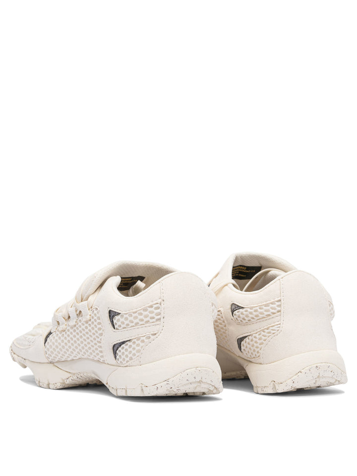 Vibram Roadaround Sneakers & Slip-On - White | e66d7b01ec1703475b928e2f0332664714404956