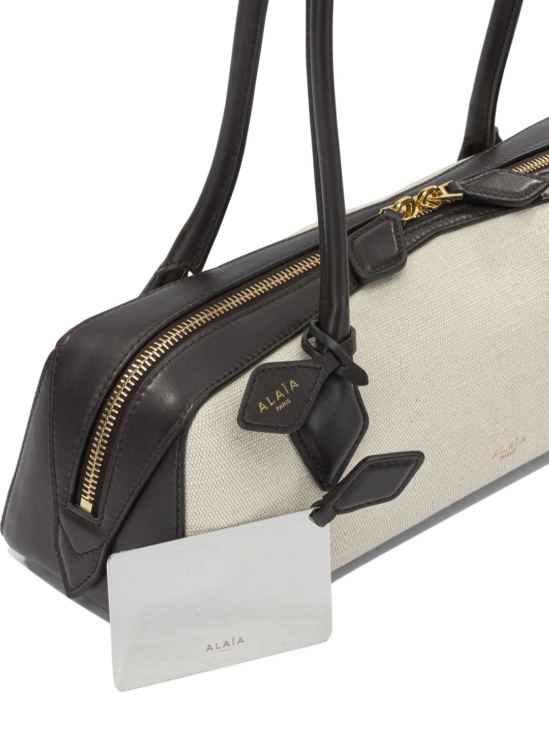AlaïA Le Teckel Shoulder Bags - Beige | 4dcc9343b1c3167780527f289a0052575e83721b