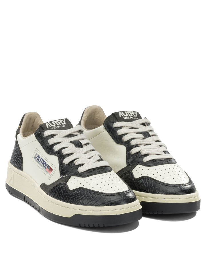 Autry Medalist Low Sneakers & Slip-On - Beige | 3f57e529ee97e536f9652865885845580ac2440e