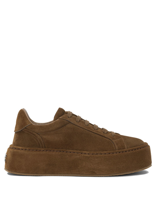 Sneakers & Slip-On Brown