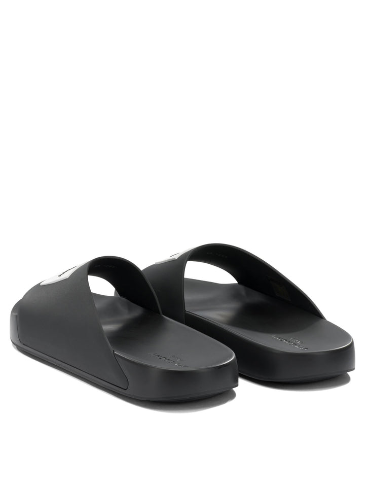 Givenchy Label Sandals - Black | 74b101848048c9fdce5a0a6ff7fa7d68f66e31de