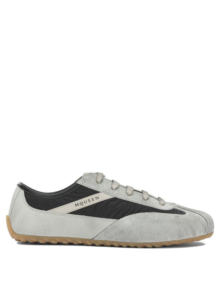 Mcqueen  Sneakers & Slip-On - Grey | 2b1c99c5d2a5995f9da427cb53a65e5fb0d3dec9