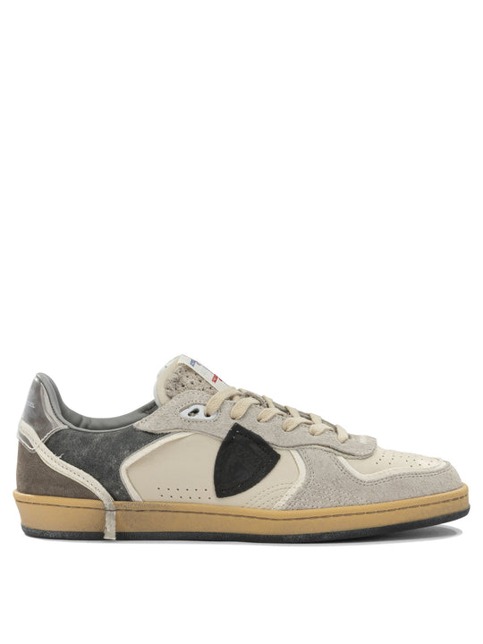 Sneakers & Slip-On Grey