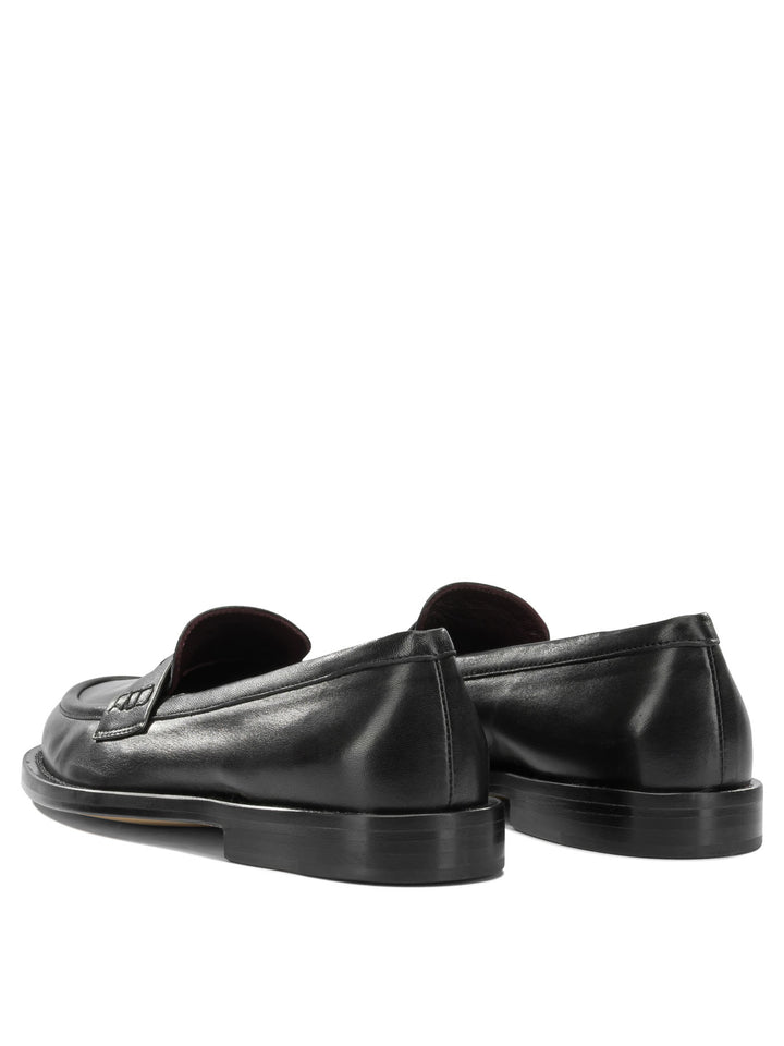 Pomme D'Or  Loafers & Slippers - Black | f66ca1dd4a0e0385def03b5bce0ff68baba48c18