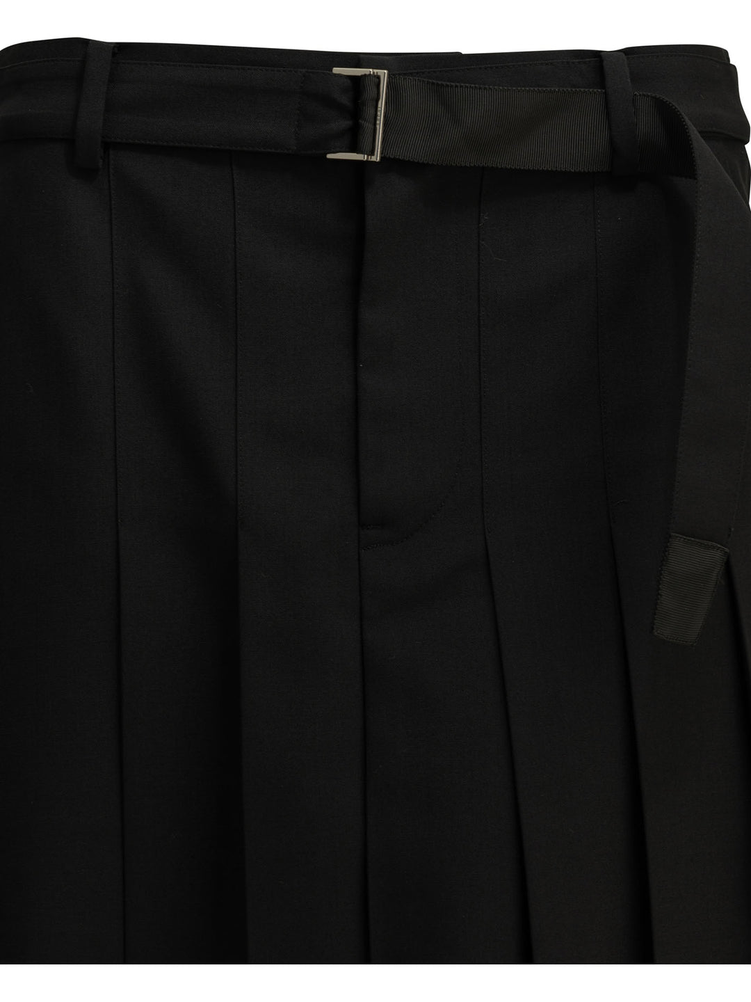 Sacai Formal  Made Of Wool Blend Shorts - Black | 651738db82828f0ab1882baa3b0154f8c5a2c0f0