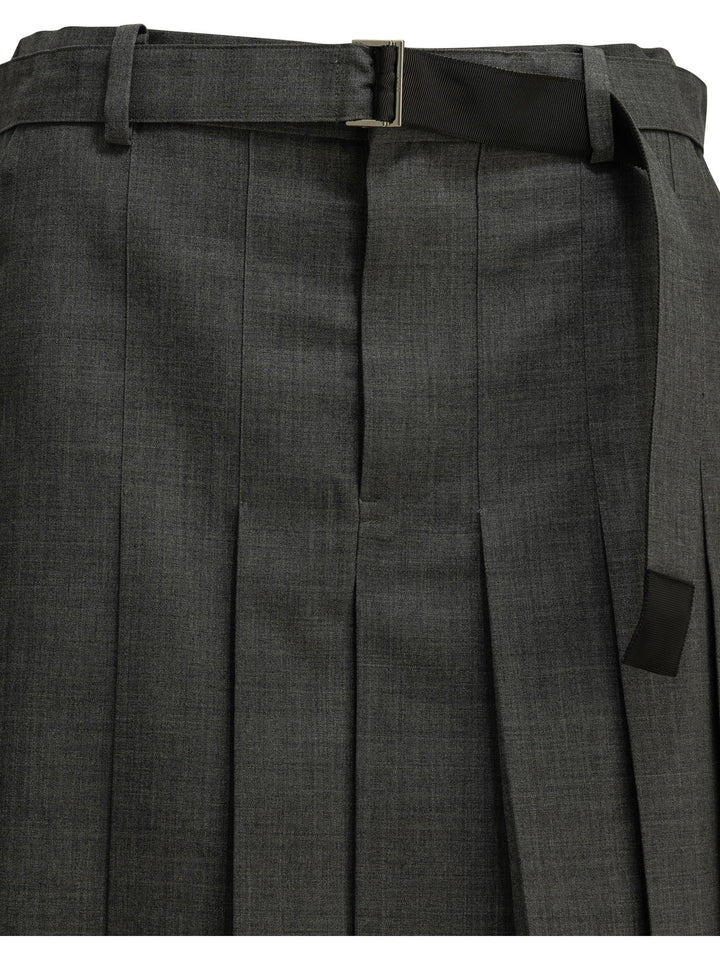 Sacai Formal  Made Of Wool Blend Shorts - Grey | 793080ce7f062fcaa7dd818c703aaaa72b098e71